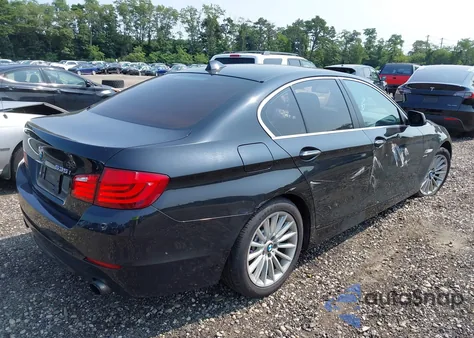 2011 BMW 535I xDrive z USA, uszkodzony, nr VIN WBAFU7C54BDU54971